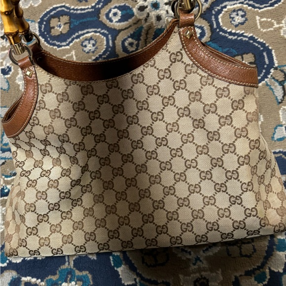 RARE AUTHENTIC VINTAGE GUCCI BAMBOO HANDLED SHOULDER BAG - Picture 3 of 7